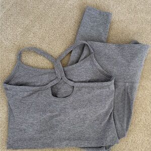 Beyond Yoga Heather Gray Seamless Cross-Back Sports Bralette & Leggings